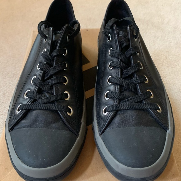Mens Converse Leather Allstar, Size 8